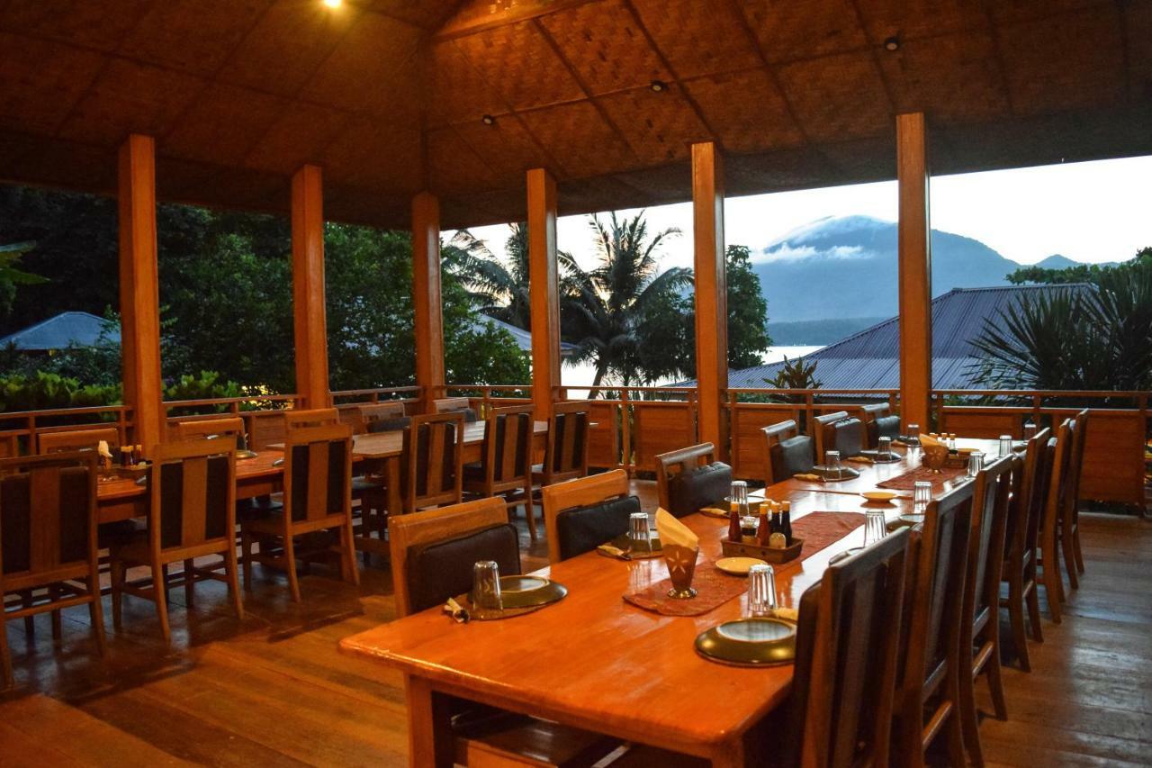 Two Fish Resort Lembeh Bitung Exterior photo